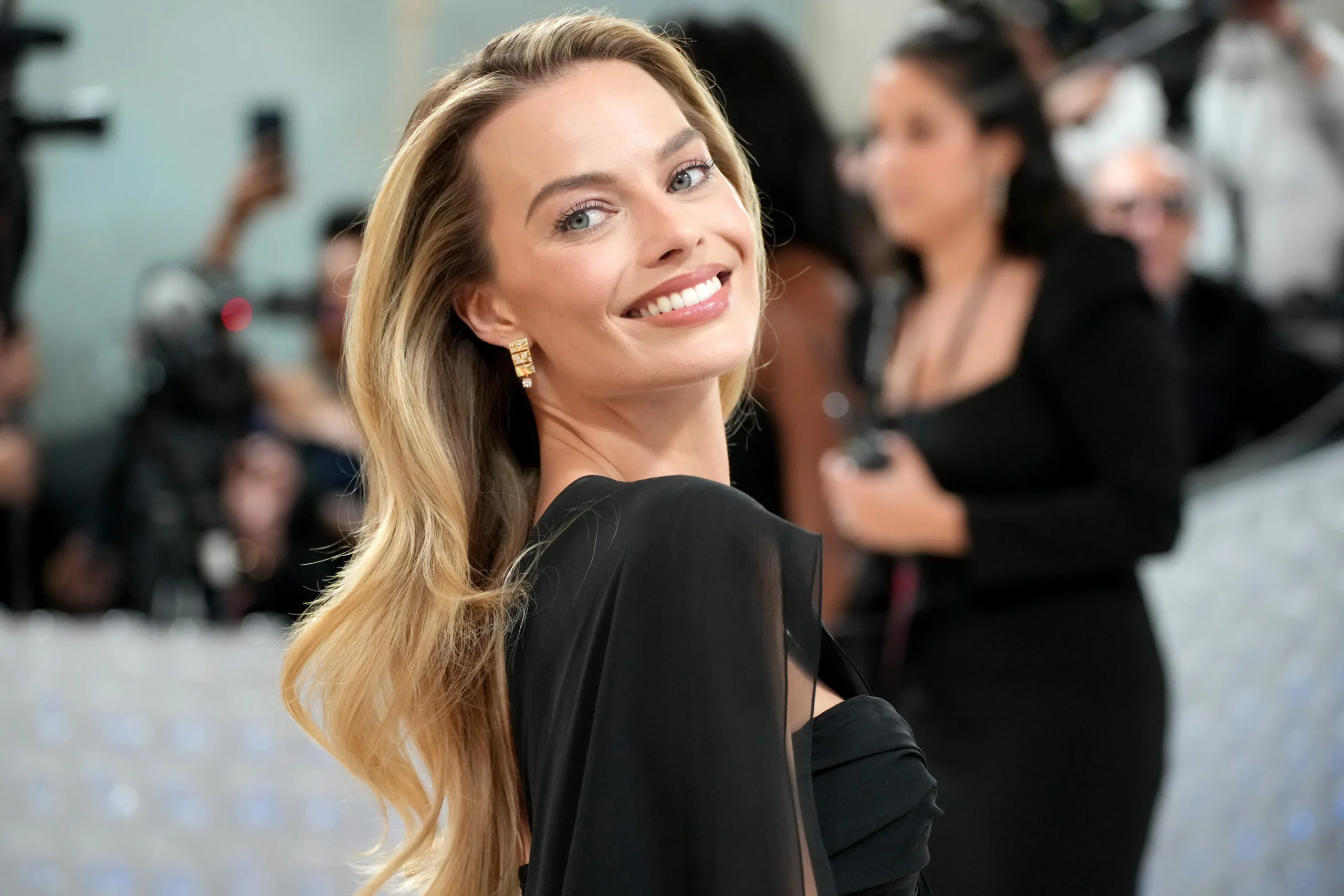The Influence of Margot Robbie's Style